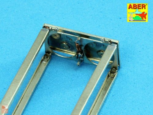 Aber Models 1:16 Ammo stowage rack type A for long rounds