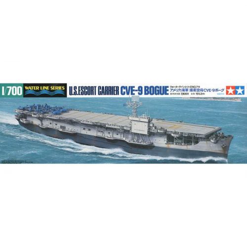 Tamiya 1:700 US Escort Carrier CVE-9 Bouge