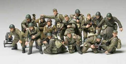 Tamiya 1:48 WWII Russian Infantry And Tank Crew Set