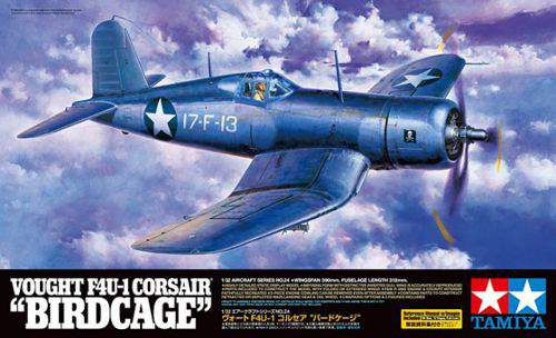 Tamiya 1:32 F4U-1 Corsair ” Birdcage” repülő makett