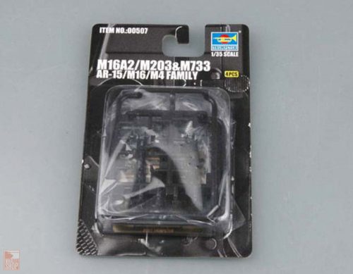 Trumpeter 1:35 AR-15/M16/M4 Family M733