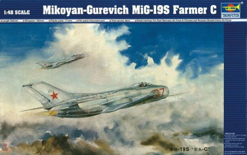 Trumpeter 1:48 MiG-19 S Farmer C